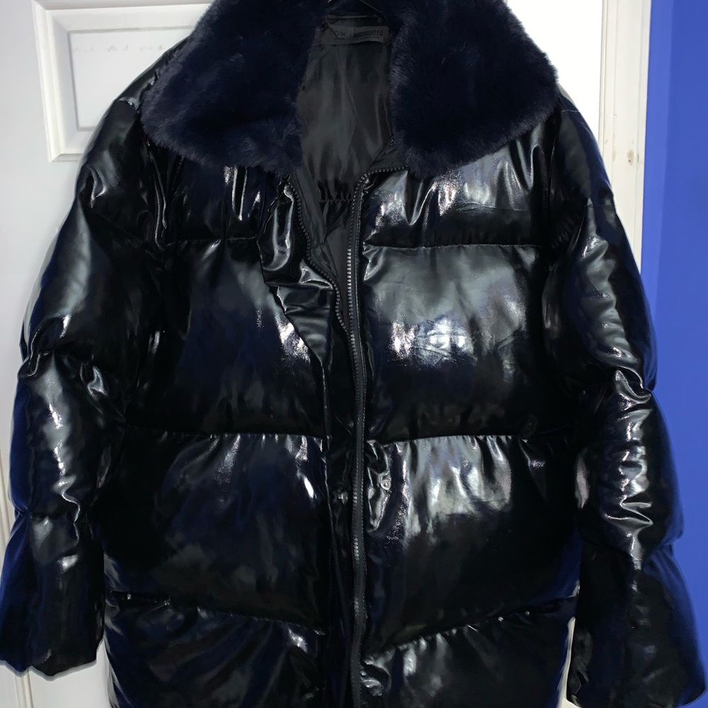 Oversized puffer